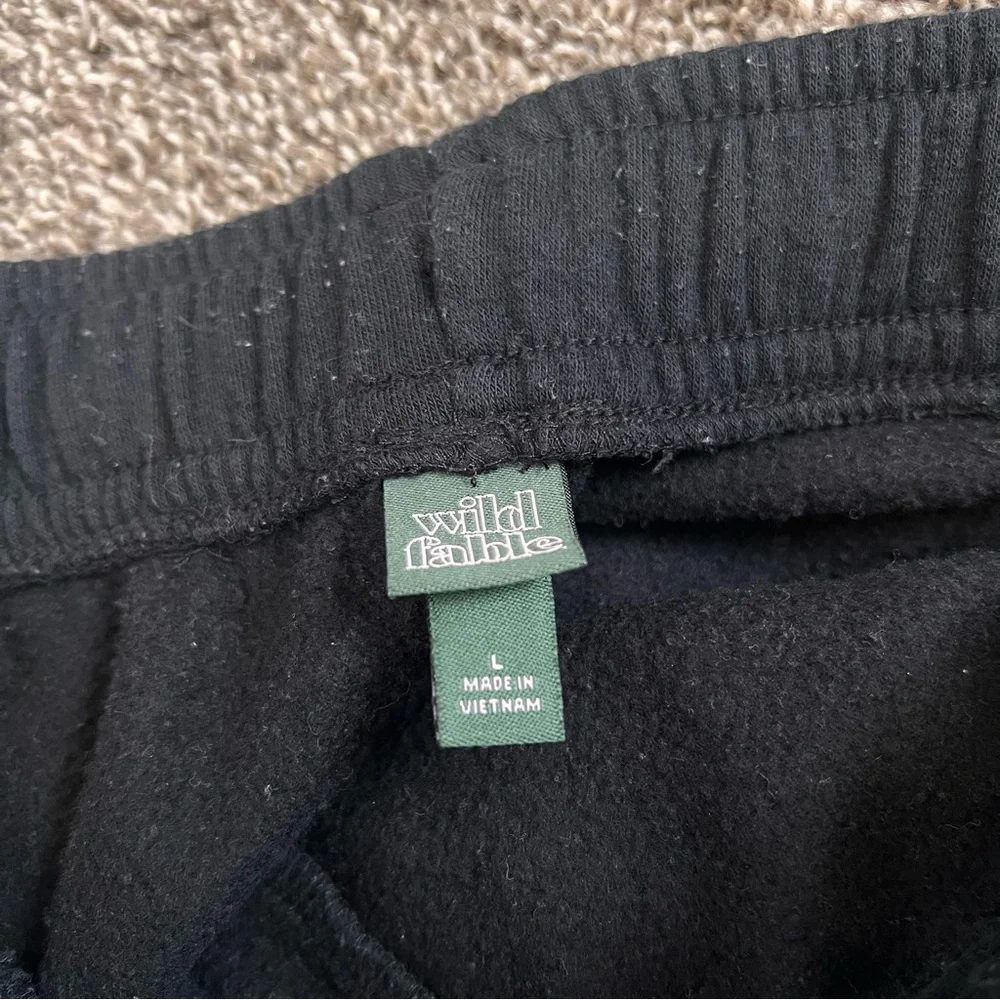 Wild Fable Shorts - Picture 6 of 6